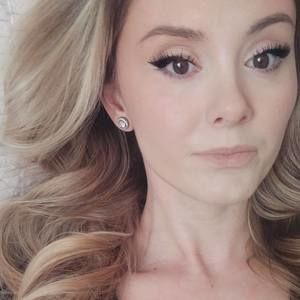 Meet your Posher, Chloe